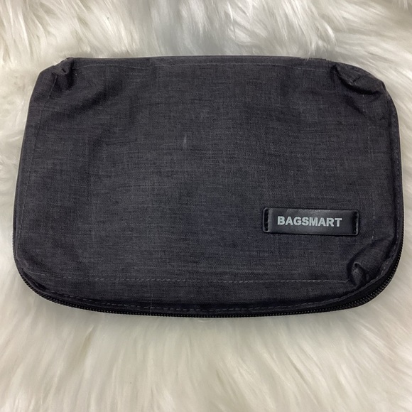 Bagsmart Electronics Organizer Travel Case - Picture 1 of 6